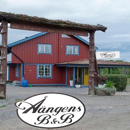 Aaengens Bed O Breakfast Acomodação com café da manhã Söderköping Exterior foto